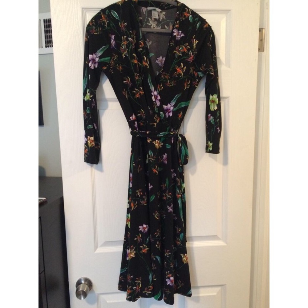 H&M midi floral wrap dress!